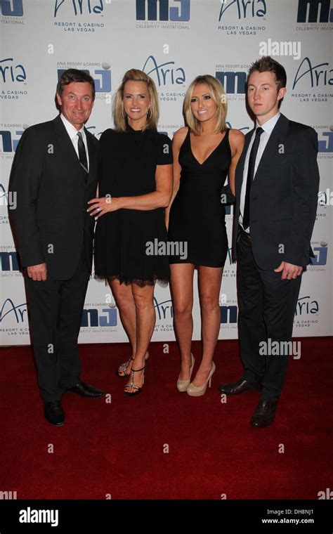 Wayne Gretzky Janet Jones-Gretzky Paulina Gretzky Ty Gretzky Sports ...