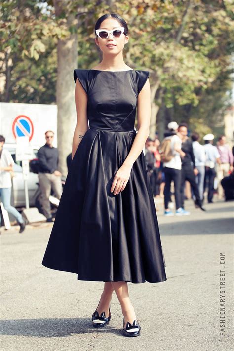 STREET STYLE CHIC | Street style chic, Street style, Modern 50s fashion