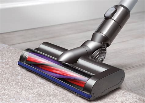 This Dyson cordless vacuum deal for $150 is better than anything from ...