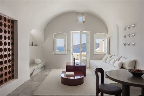 Canaves Oia Suites, Luxury Hotel in Santorini | Small Luxury Hotels of the World