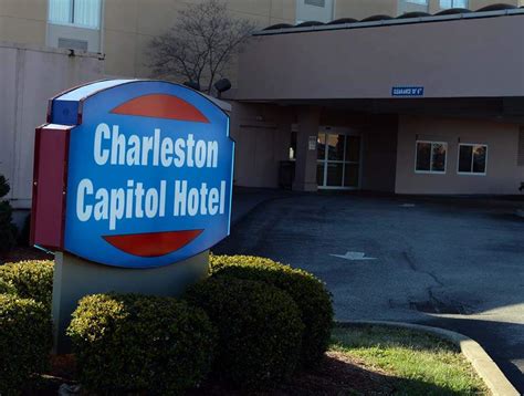 Two Charleston hotels sell as loans default | Hotel Management