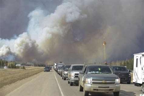 Fort McMurray Fire Photos Show Incredible Power Of Historic Wildfire | HuffPost Canada