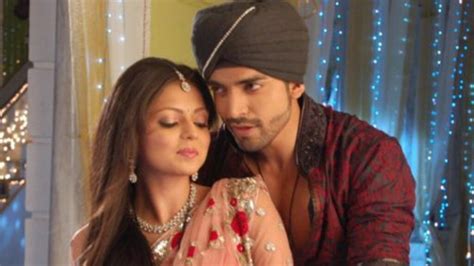 Geet is back on TV: Check out some romantic moments of Geet and Maan ...