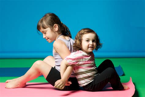 Kids' Yoga Poses Are Just As Effective As The Grown-Up Versions, But Cuter (PHOTOS) | HuffPost