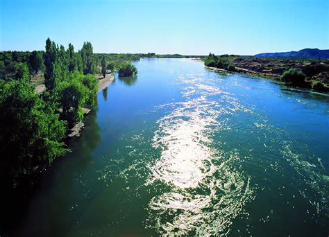 río negro - foto desde el puente Paso Cordova - General Roca - http://www.bodegahcanale.com ...