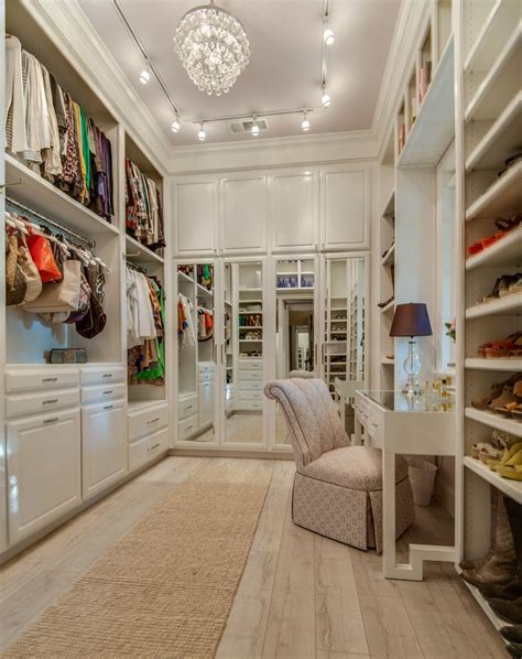 New Home Interior Design: Your dream walk in closet