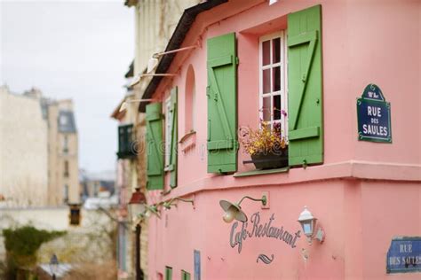 Old Cafe Restaurant in Paris Stock Photo - Image of brick, apartment ...