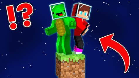 MIKEY And JJ SURIVE On ONE BLOCK In The SPACE In Minecraft - Maizen ...