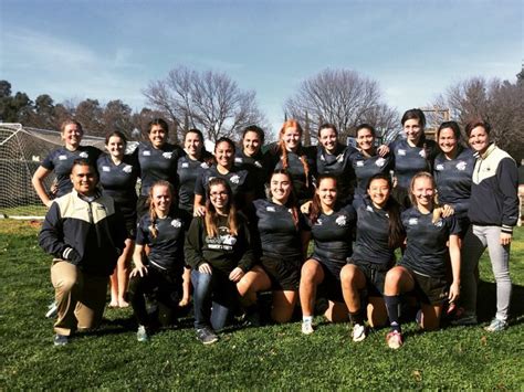 Women’s Rugby team off to great start in 2018 - The Lutrinae