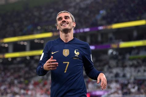 Former France star dismisses Antoine Griezmann as Les Bleus legend ...