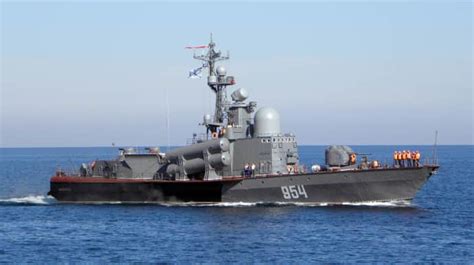 Defence Intelligence unit sinks Russian corvette Ivanovets in Crimea – video | Ukrainska Pravda