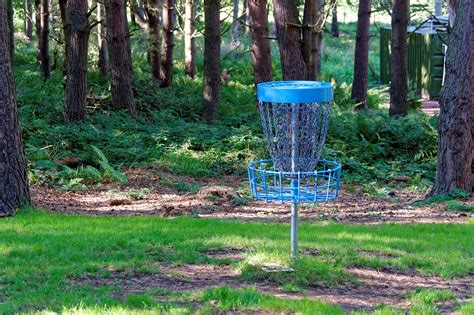 Best Disc Golf Baskets 2020 | Top 9 Portable/Permanent Targets