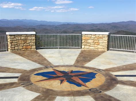 Sassafras Mountain Tower opens on South Carolina’s highest point | Manning Live