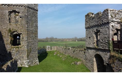 Carew Castle Info | Dyfed, Wales