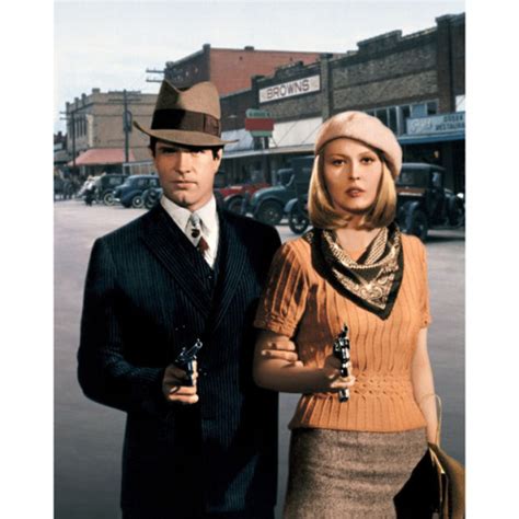 Bonnie and Clyde costume design by Theodora Van Runkle