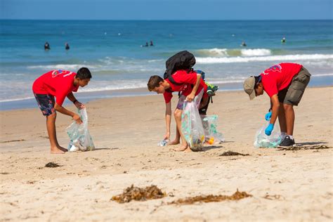 Surfrider starts contest to turn trash into art after beach cleanup at ...