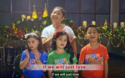 VIDEO: ABS-CBN, GMA Christmas Station ID 2017 spread love and happiness ...