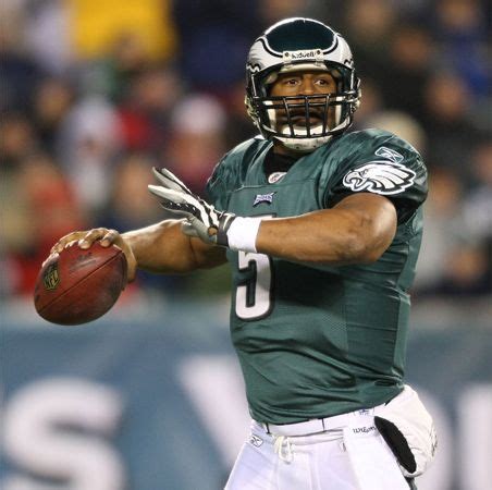 Donovan McNabb Facts & Stats | Britannica