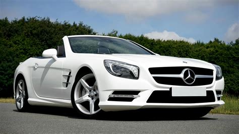 White Mercedes-benz Convertible Coupe · Free Stock Photo