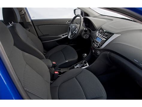 2013 Hyundai Accent: 51 Interior Photos | U.S. News