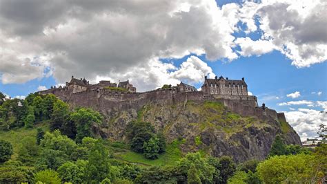 The History Of The Edinburgh Castle