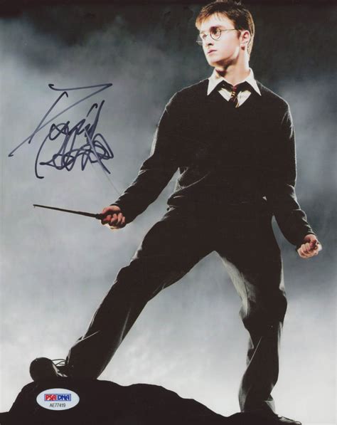 Daniel Radcliffe Signed "Harry Potter" 8x10 Photo (PSA COA) | Pristine ...