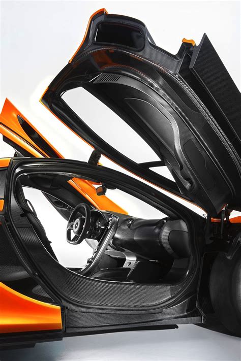 McLaren’s New P1 Supercar, From The Inside : Automotive Addicts