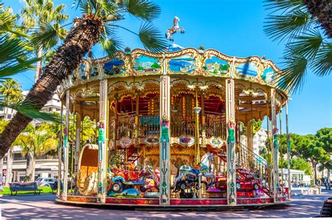 Merry-Go-Round in Cannes, France jigsaw puzzle in Puzzle of the Day puzzles on TheJigsawPuzzles.com