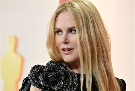 A Complete Guide to Nicole Kidman's Oscars Soft Glam