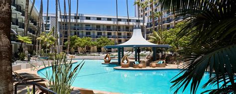 Los Angeles Hotel Near LAX Airport | Los Angeles Airport Marriott