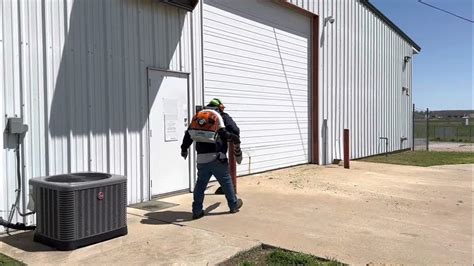 First time using the Stihl BR500 backpack blower. - YouTube