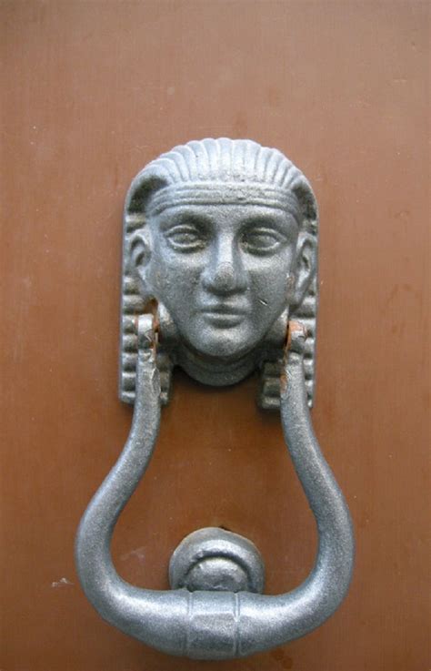 Door Knock 91: Egyptian Door Knocker | Türklinke, Türklopfer, Türen