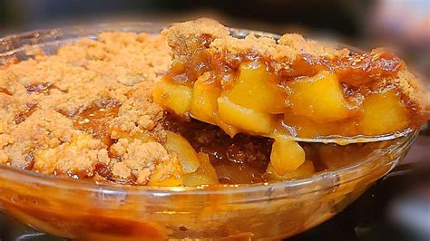 Super Easy Apple Crumble Recipe