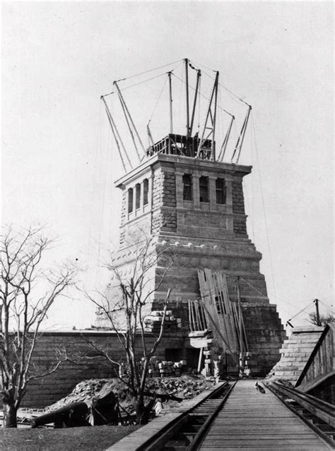 1886 pedestal construction | Statue of liberty, Statue of liberty built ...