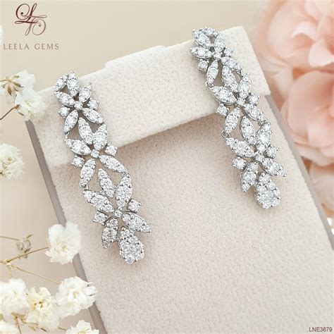 Flower Design Diamond Earrings - leelagems