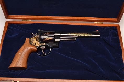 Smith & Wesson - .44 Magnum Revolver