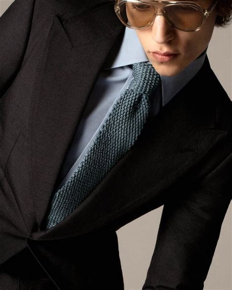 Pin by The World is Yours on TOM FORD | Tom ford suit, Tom ford mens suits, Tom ford