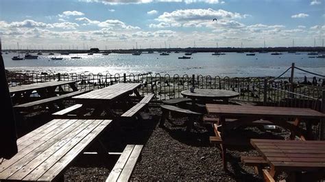 West Mersea Oyster Bar, Mersea Island - Restaurant Reviews, Phone ...