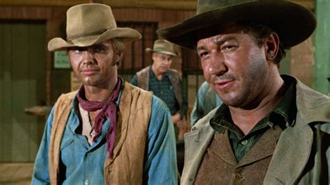 Watch Gunsmoke Season 14 Episode 25: Gunsmoke - The Prisoner – Full ...