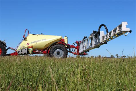 Hardi 'Commander' Series, Hardi Trailing Sprayers