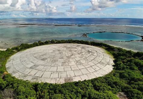 Radiation levels 6,000 times higher in giant clams than in open ocean near Runit Dome, Marshall ...