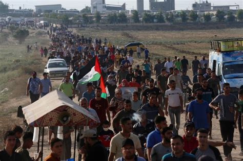 Palestinians in Gaza pledge to defy Israel to protest at border | Gaza News | Al Jazeera