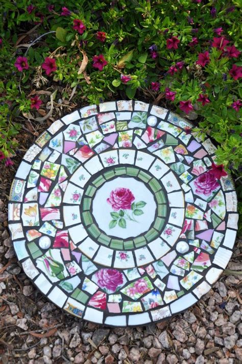 Mosaic Slate Round Stepping Stone with Vintage China and Stained Glass Garden Decor | Stepping ...