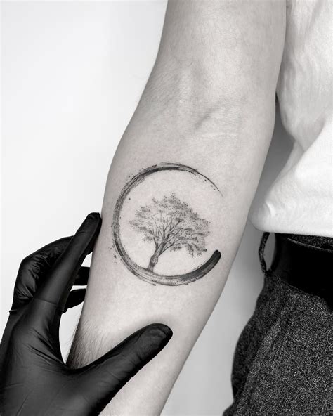 The Depth And Symbolism Of Tree of Life Tattoos