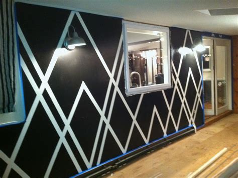 Decor4poor: Painters Tape Design Wall