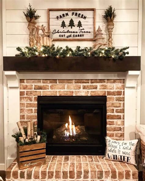 Adorable Farm-to-Fireplace Seasonal Wooden Mantel Sign — Homebnc