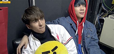 fyhyuken:a loud, distracting hyuken encouraging ravi to concentrate