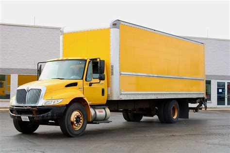 Box Truck Sale by Owner Consideration Tips - Trucks Brands