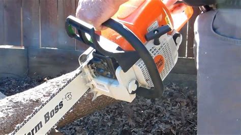 Stihl ms290 Farm Boss Stihl Chainsaw review and test cut - YouTube