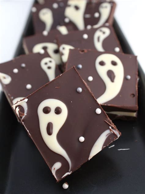 25 Delicious Halloween Treats